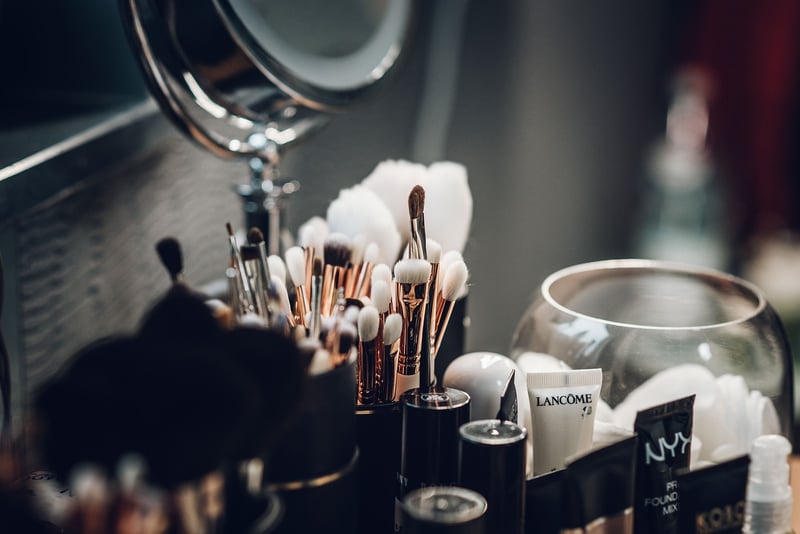 Makeup brush